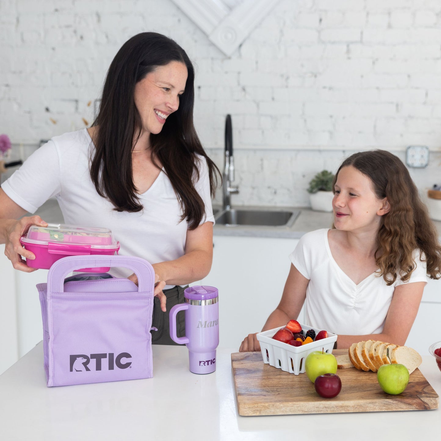 RTIC Ice Lunch Bag image 12