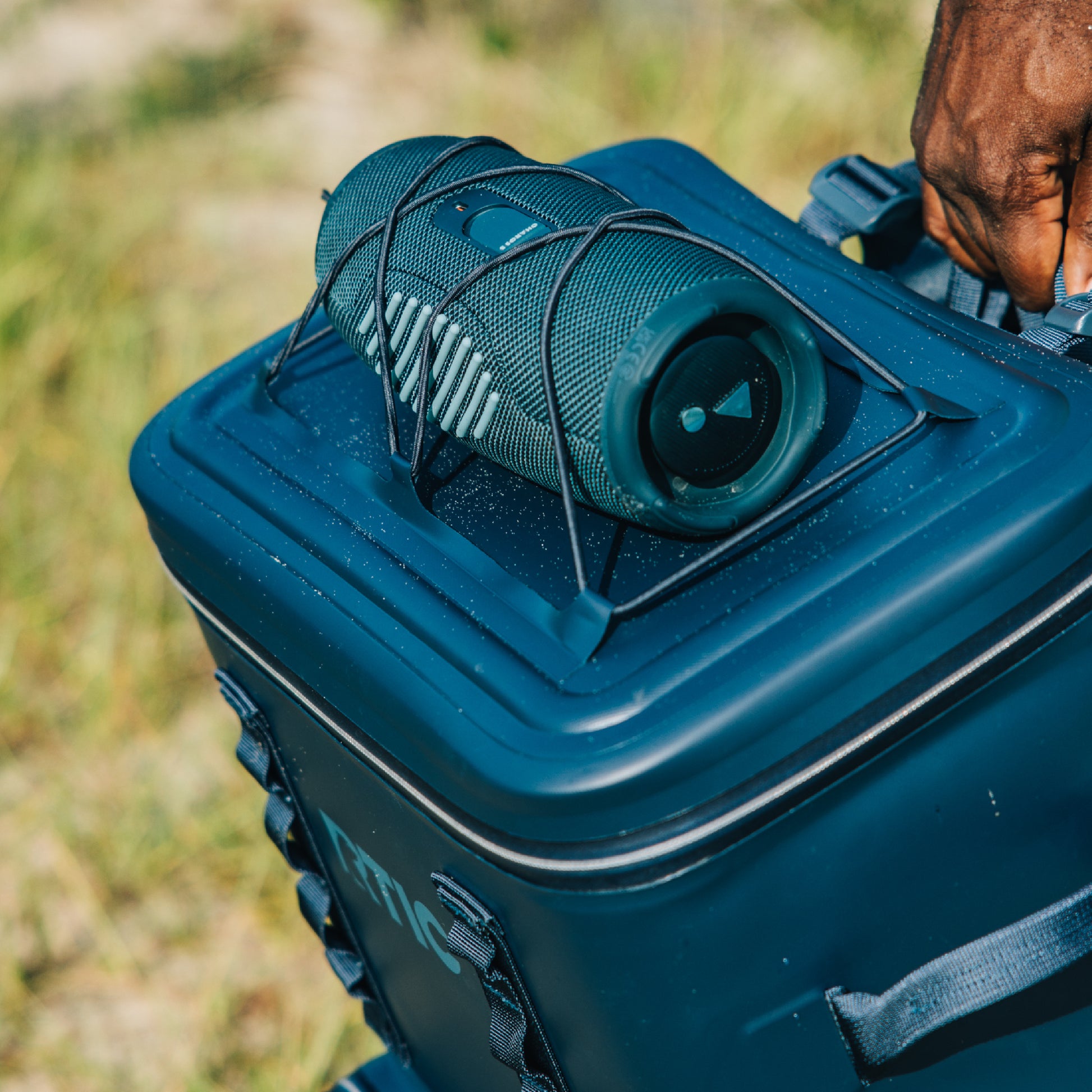 Ultra-Tough Backpack Cooler image 13